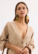 Structured V-neck top with wide sleeves