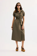Fitted short-sleeve shirt