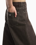 Five-pocket jeans in garment-dyed organic cotton
