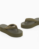 Flip-flops with rubber wedge