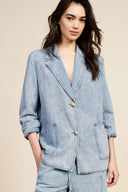 Blazer denim with front buttons and patch pockets
