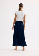 Long pleated skirt
