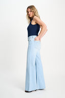 JEANS - Flare Light Blue