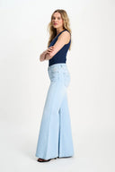 JEANS - Flare Light Blue