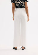 Straight jeans with wavy detail
