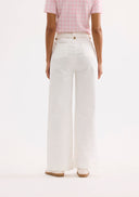 Wide high-waisted jeans